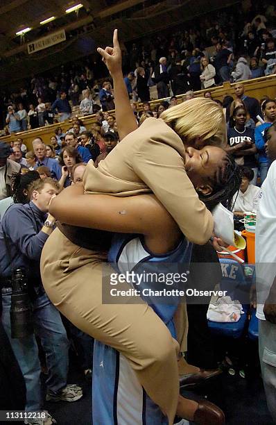 erlana larkins feet 5