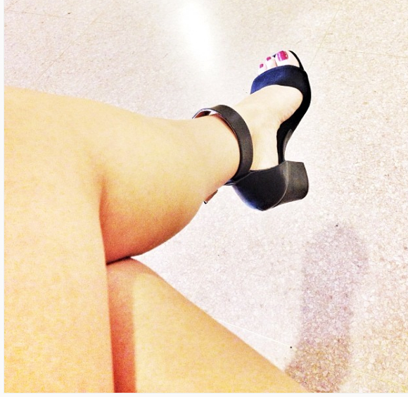 eryn allen kane feet 2