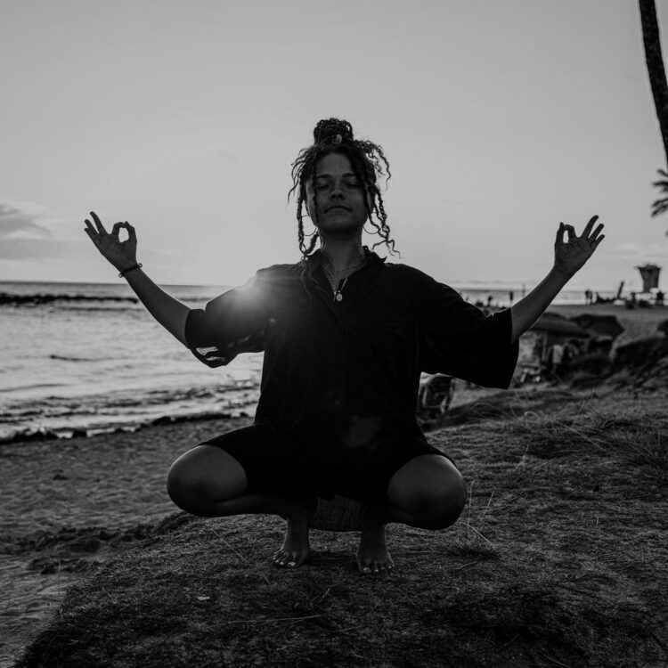 eryn allen kane feet 3