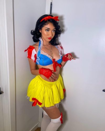 esme esamadixy feet 2