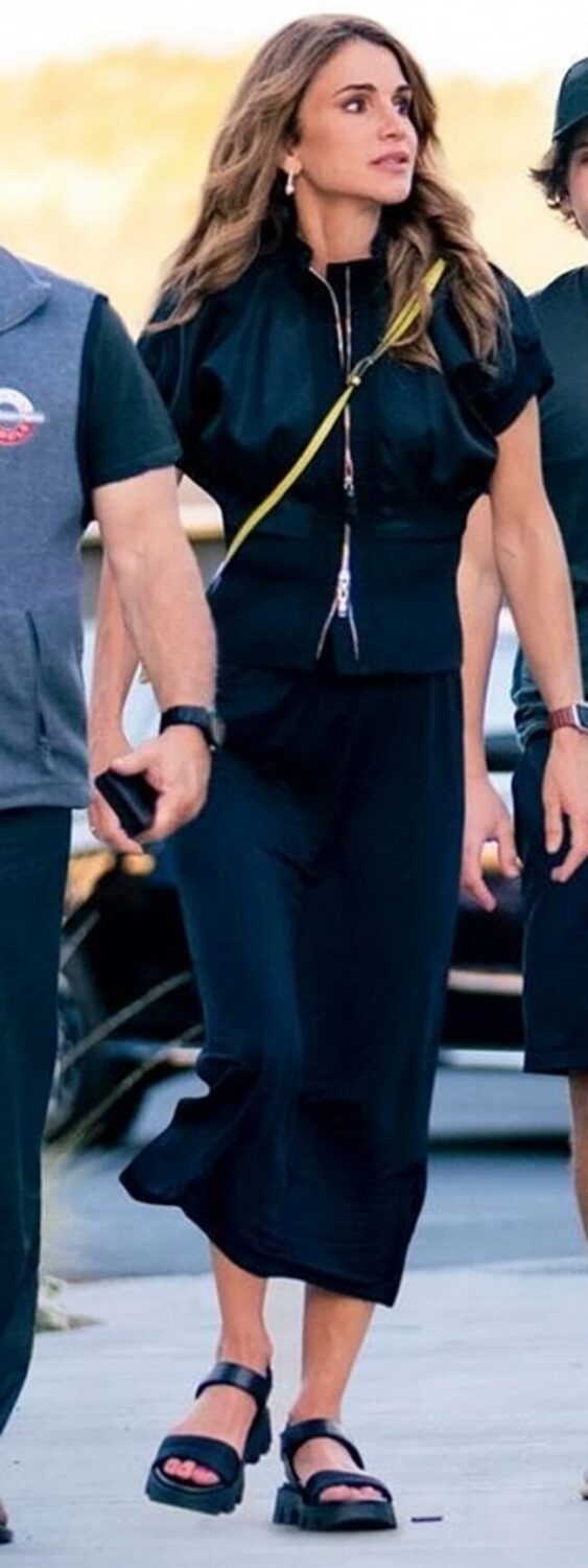 esmeralda rania feet 1