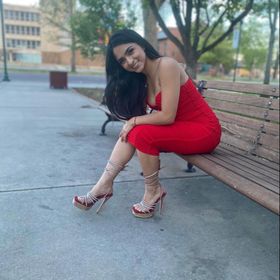 esperanza martinez feet 2