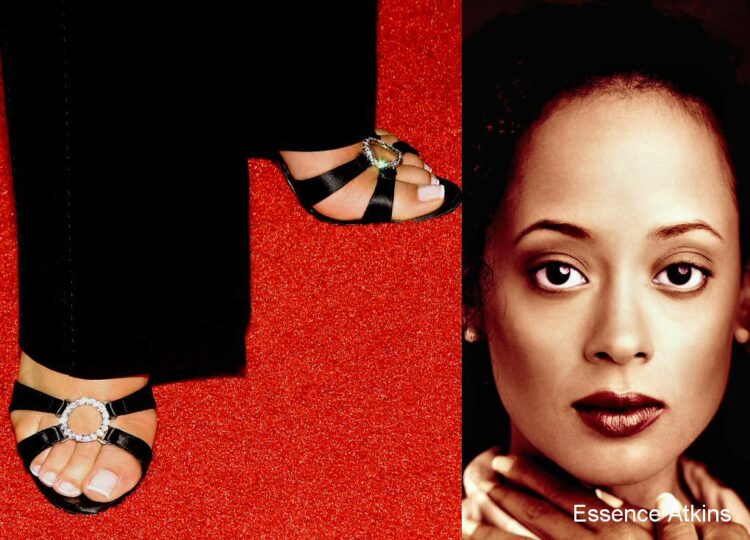 essence atkins feet 1