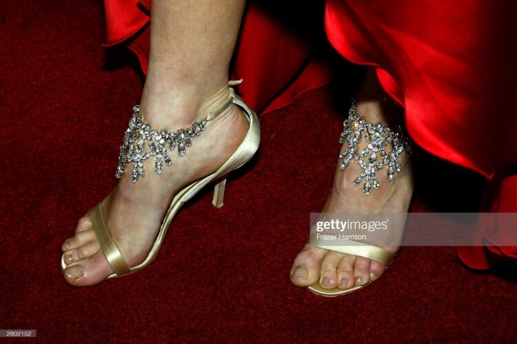 essie davis feet 1