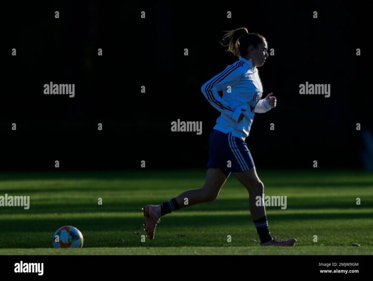 estefania banini feet 5