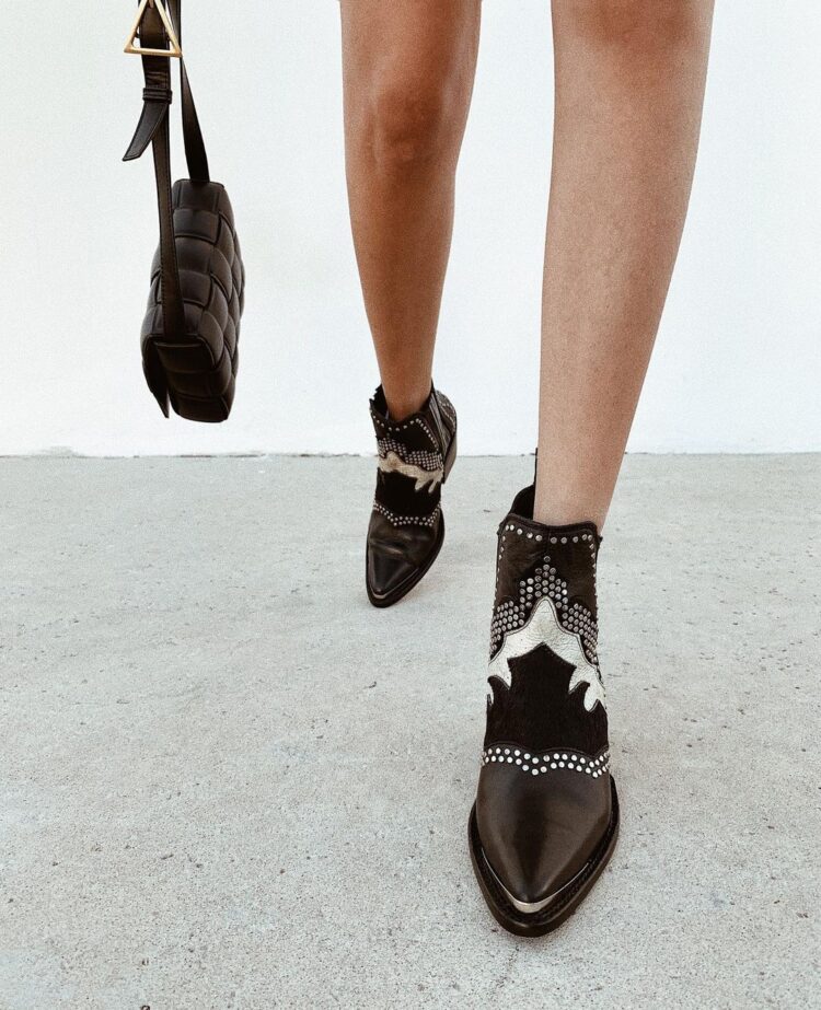 estefania ornelas feet 3