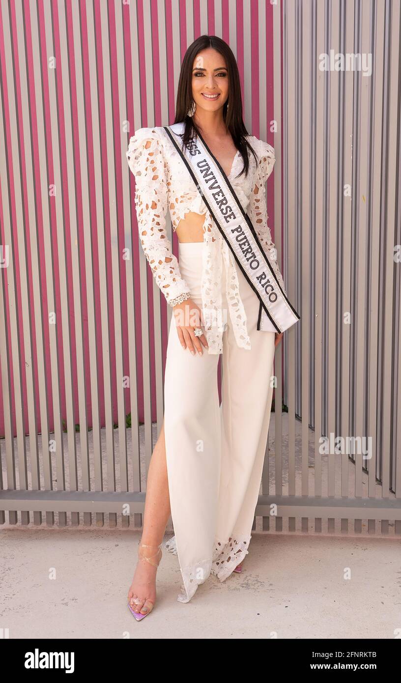 estefania soto torres feet 4