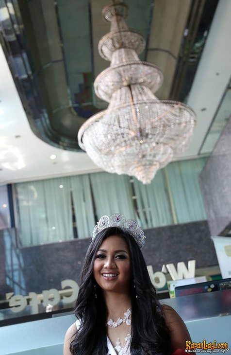 estelita liana feet 2