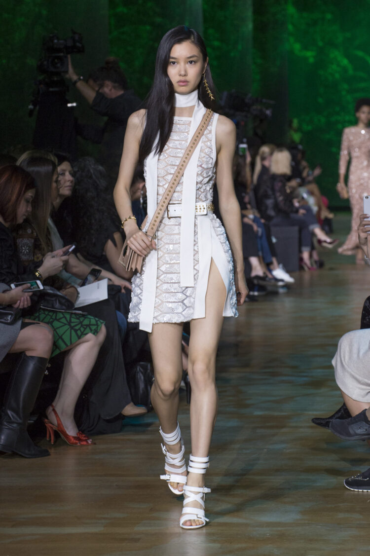 estelle chen feet scaled