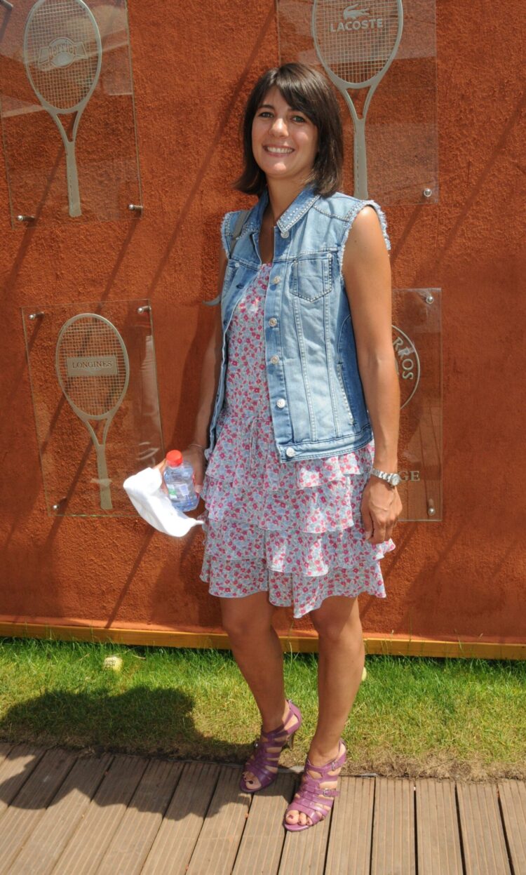 estelle denis feet scaled