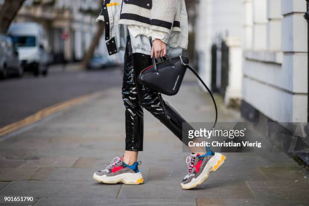 estelle pigault feet 5