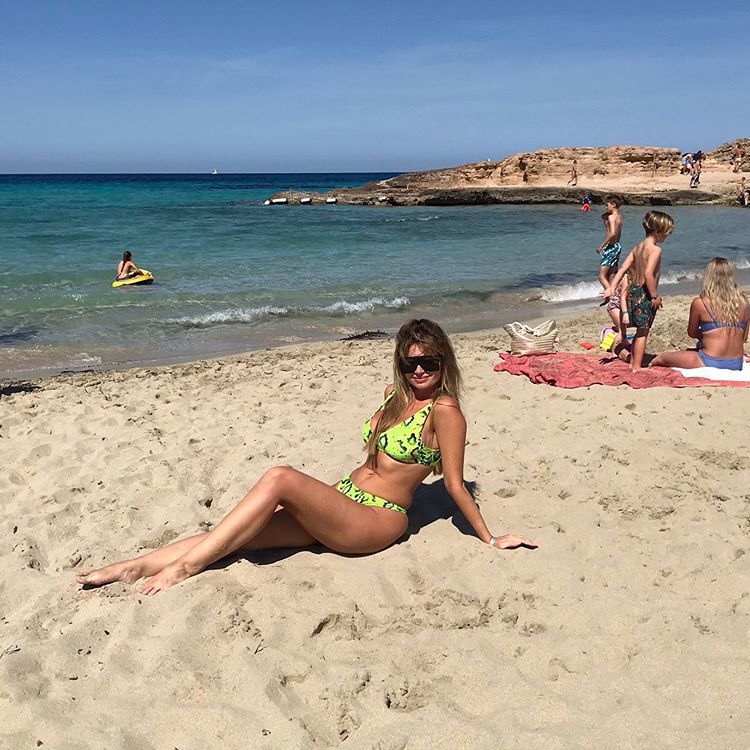 ester dohnalova feet 3