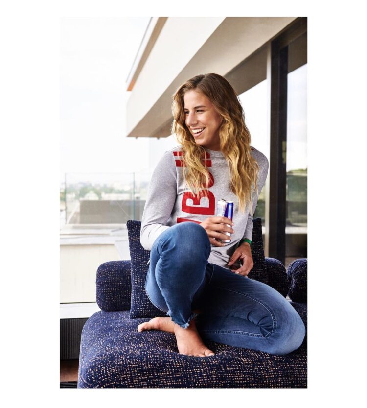 ester ledecka feet 2