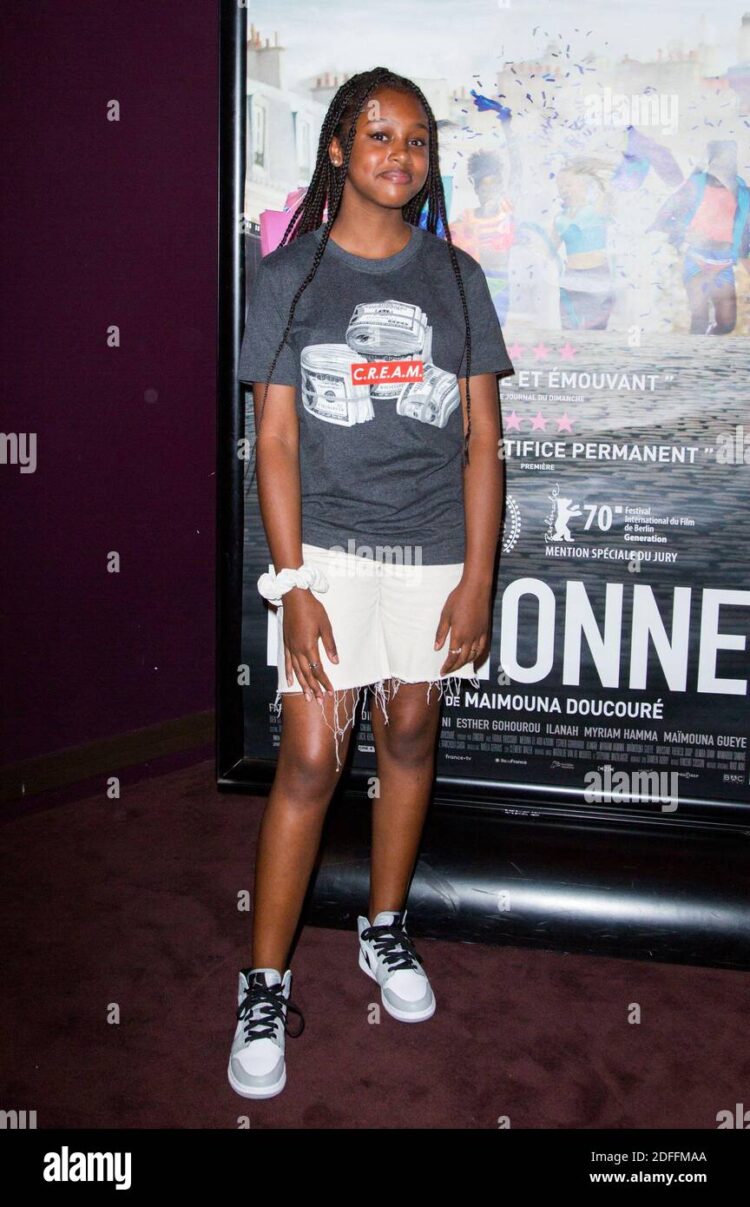 esther gohourou feet