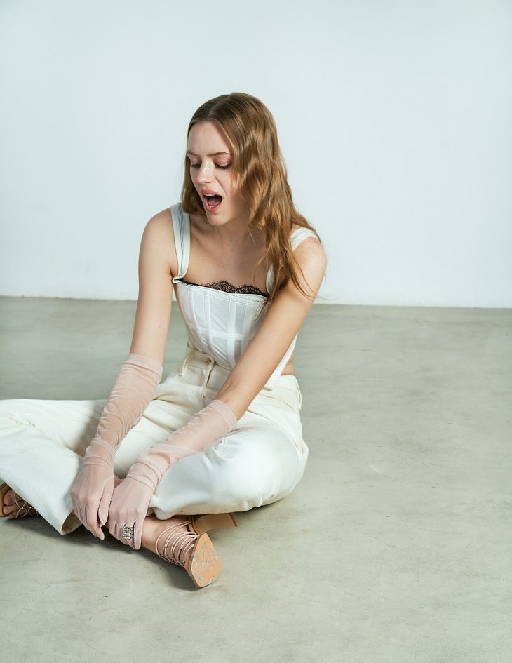 esther heesch feet 6