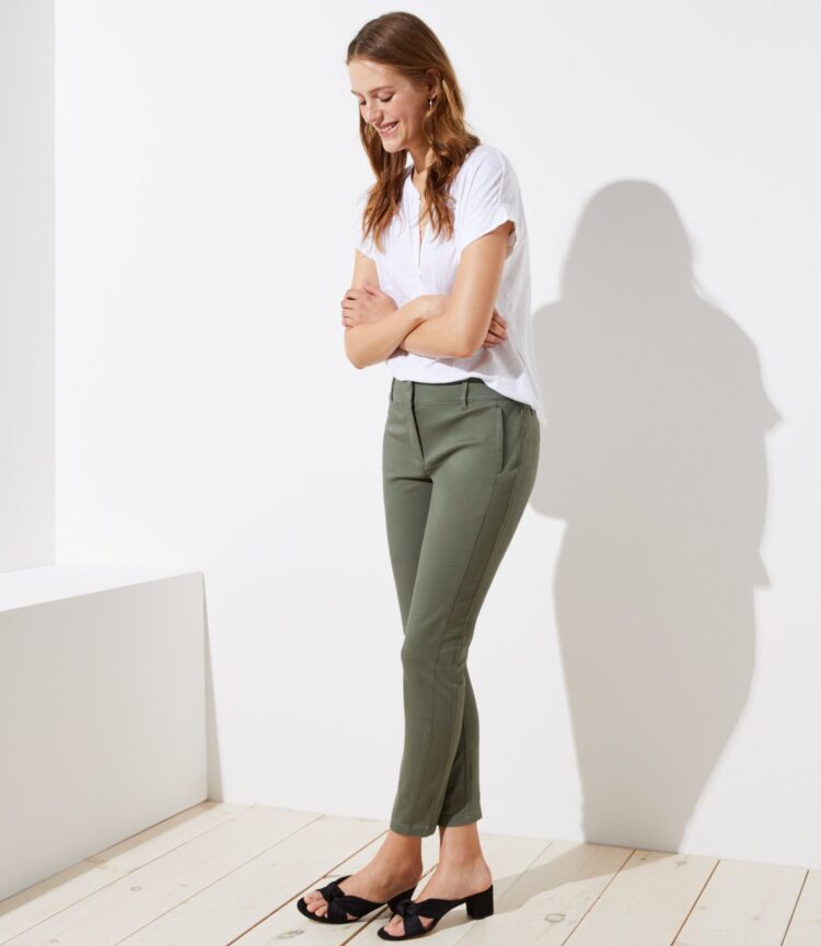 esther heesch feet scaled