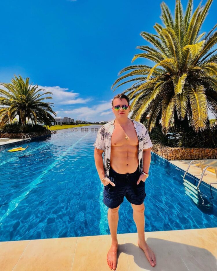 etiele cassol feet 5