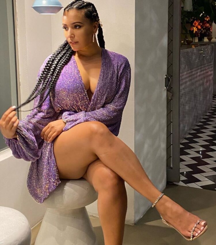 eudoxie mbouguiengue feet 6