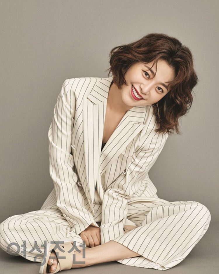 eun young lee feet 1