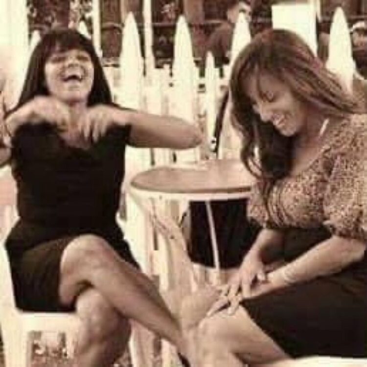 eunice santiago feet 1