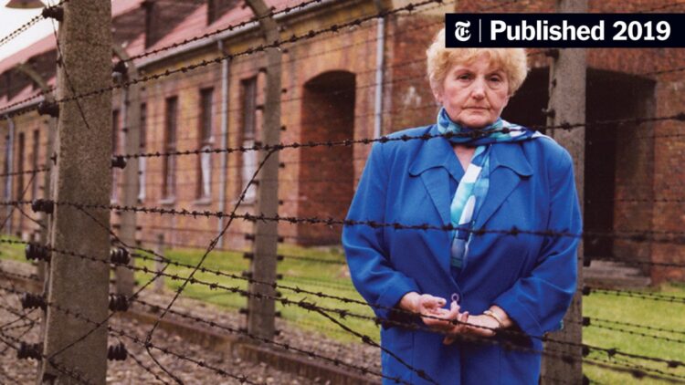 eva mozes kor feet 5