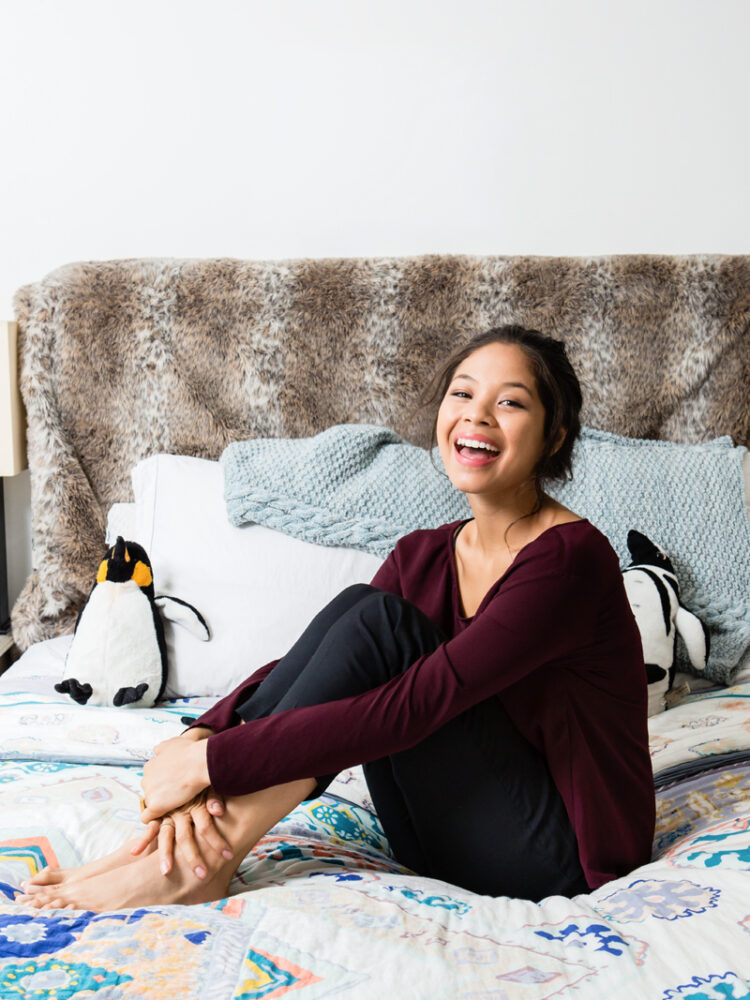 eva noblezada feet 2