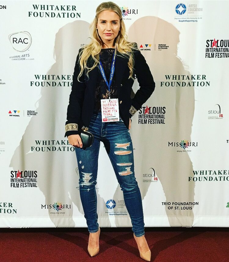 eva paris cicinyte feet 5