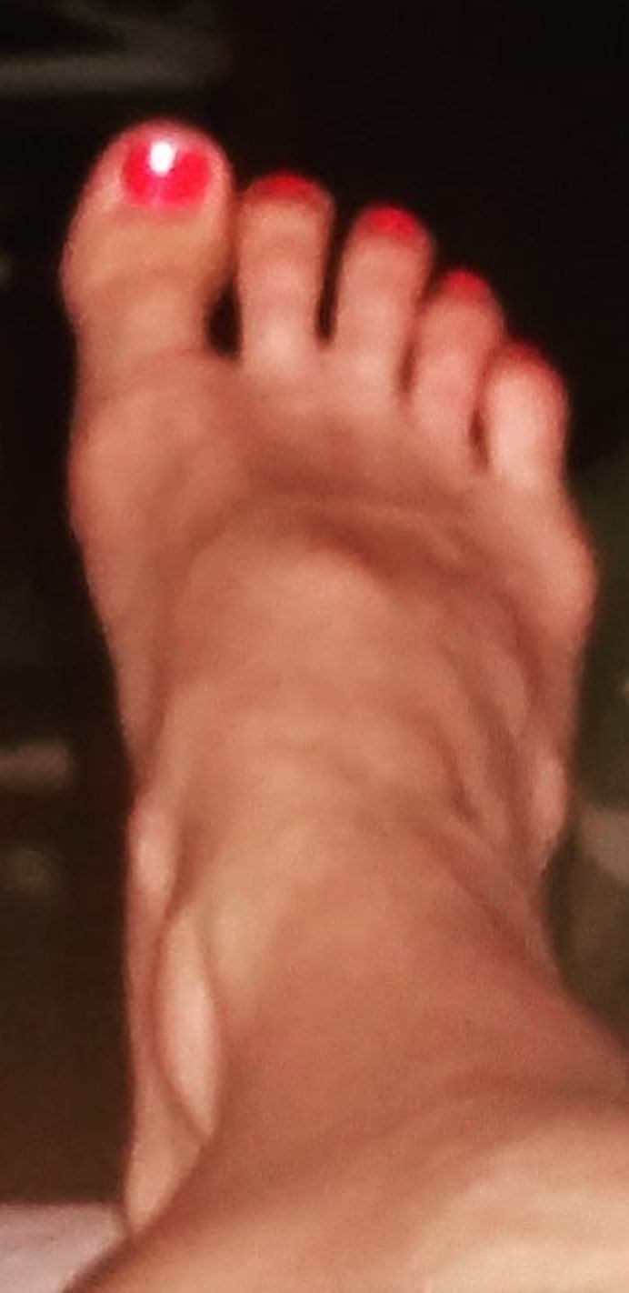 eva wahlstrom feet 3