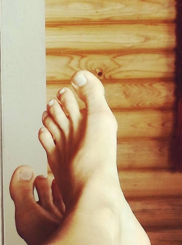 eva wahlstrom feet