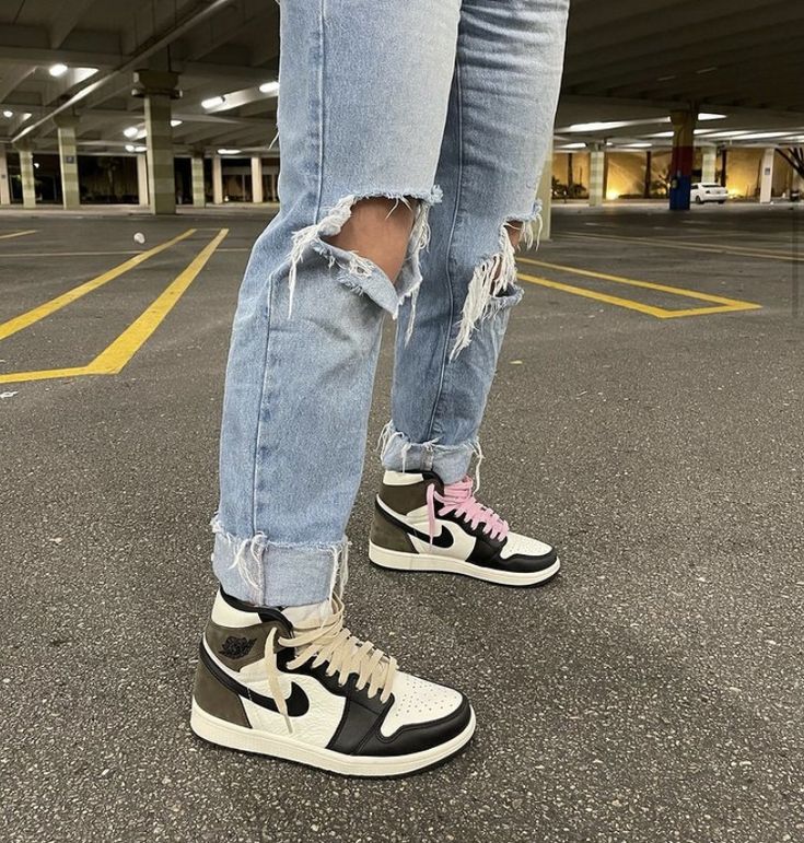 evangelina petrakis feet 4