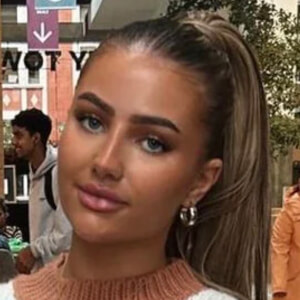 evangeline olualu feet 6