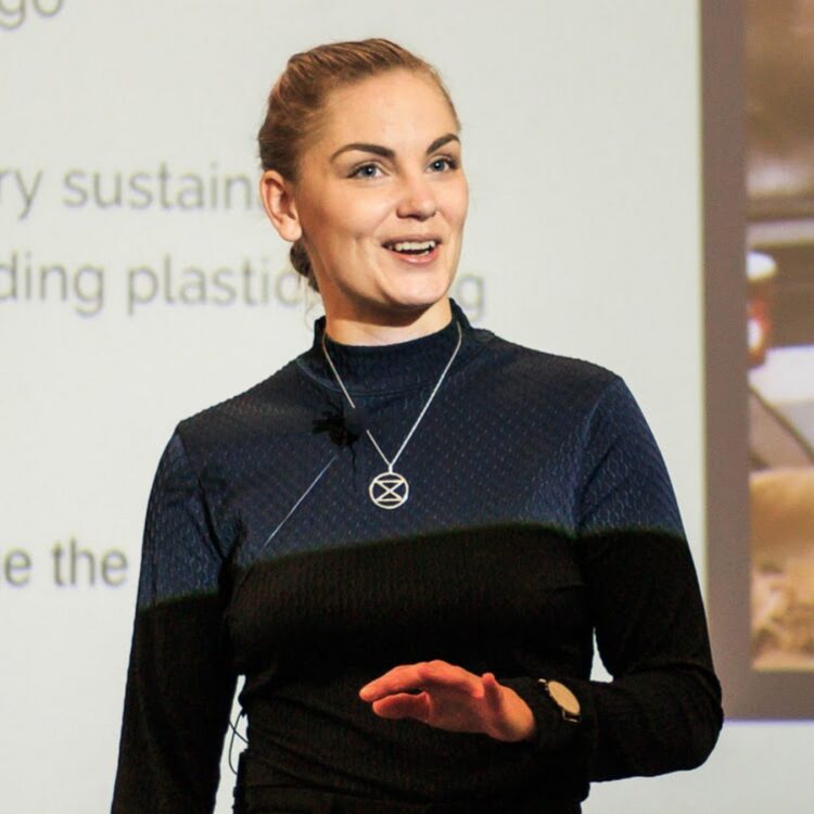 evelina utterdahl feet 4