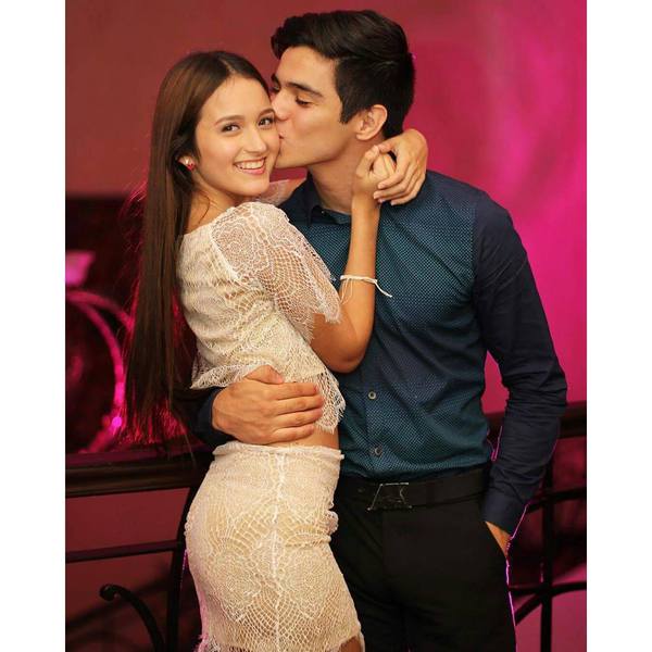 evelyn almaguer feet 2