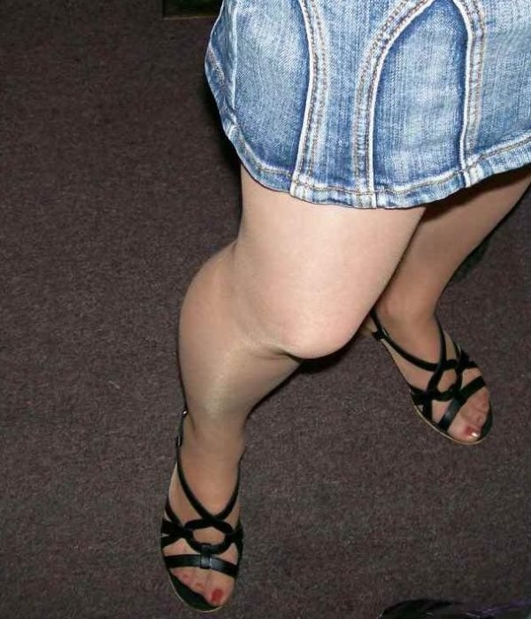 evelyn bizarro feet 6