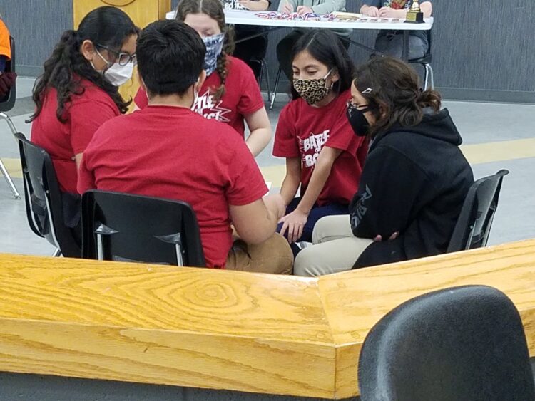 evelyn rangel feet 5