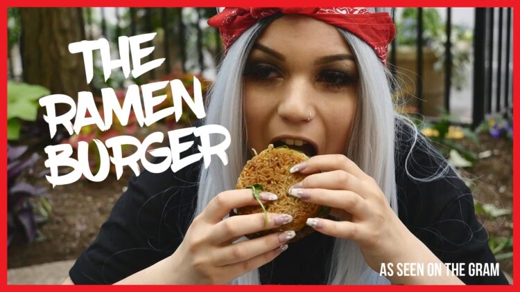 evie yannakidis feet 2