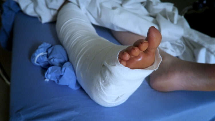 evie yannakidis feet