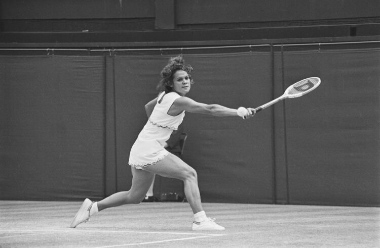 evonne goolagong cawley feet 4