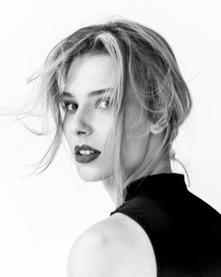 ewa niespodziana feet 6