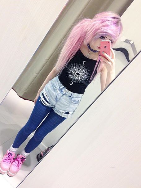 exoticcandyfloss feet