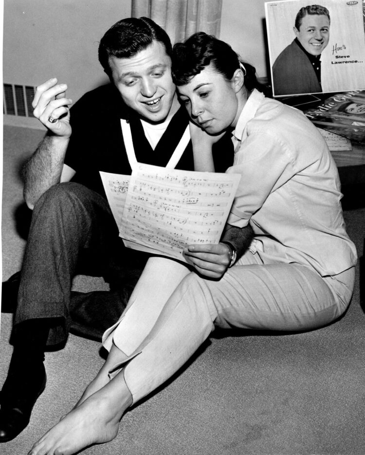 eydie gorme feet