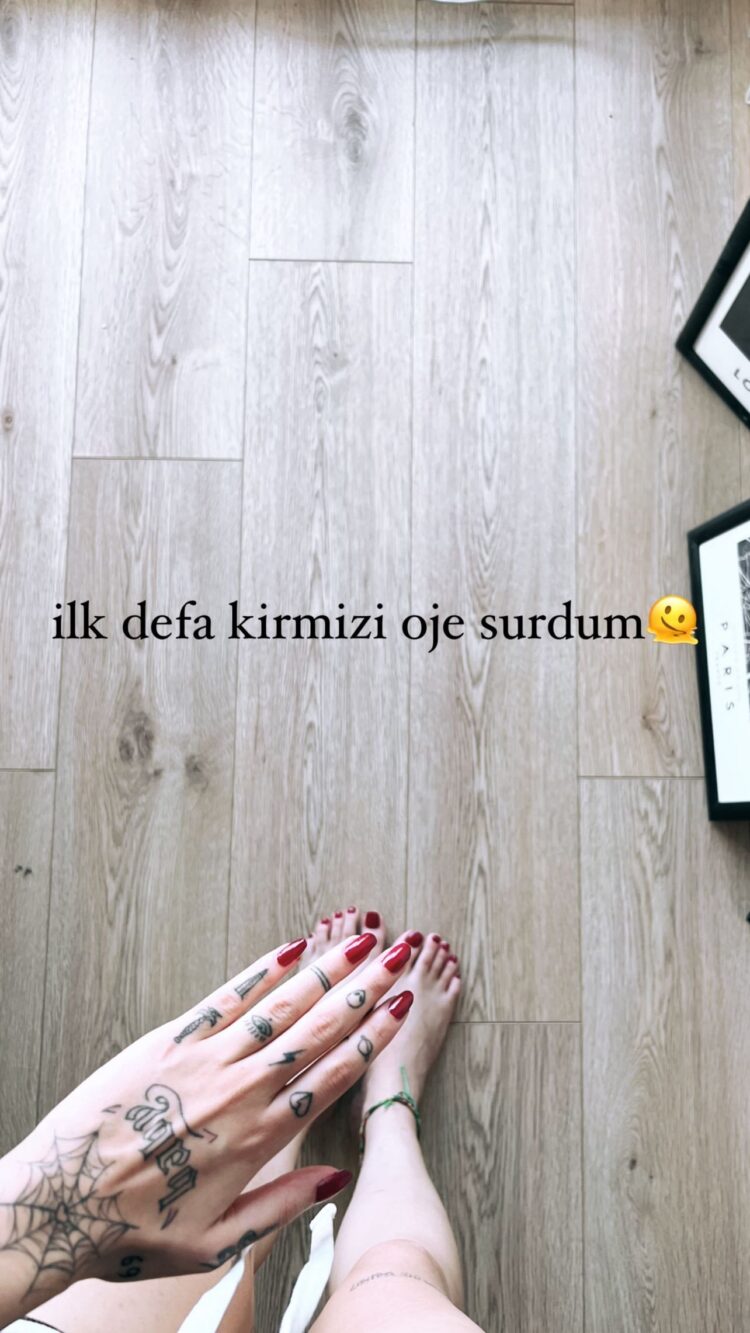 eylul adiguzel feet 3