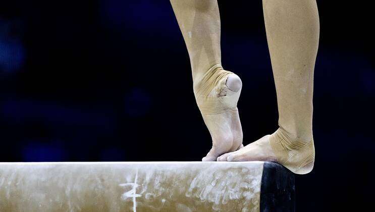 eythora thorsdottir feet 6