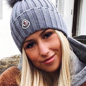 fabia fablable feet 5