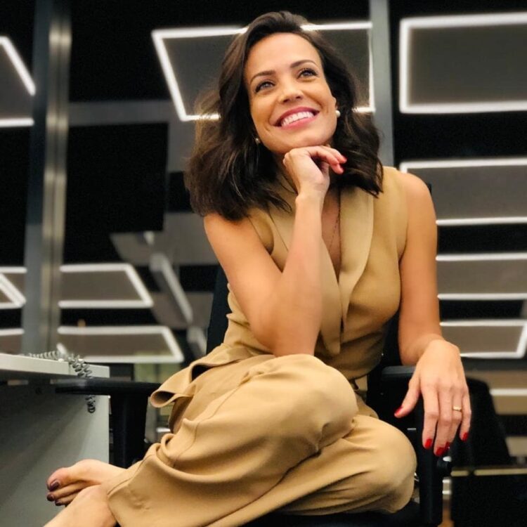 fabiana oliveira feet