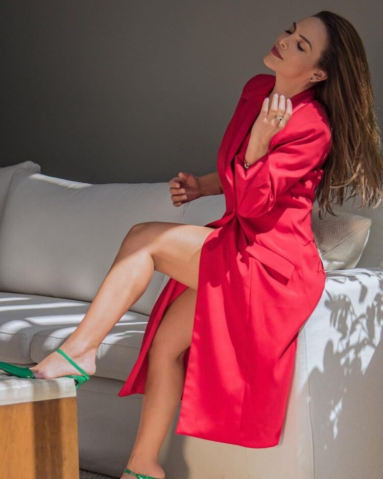 fabiola campomanes feet 1