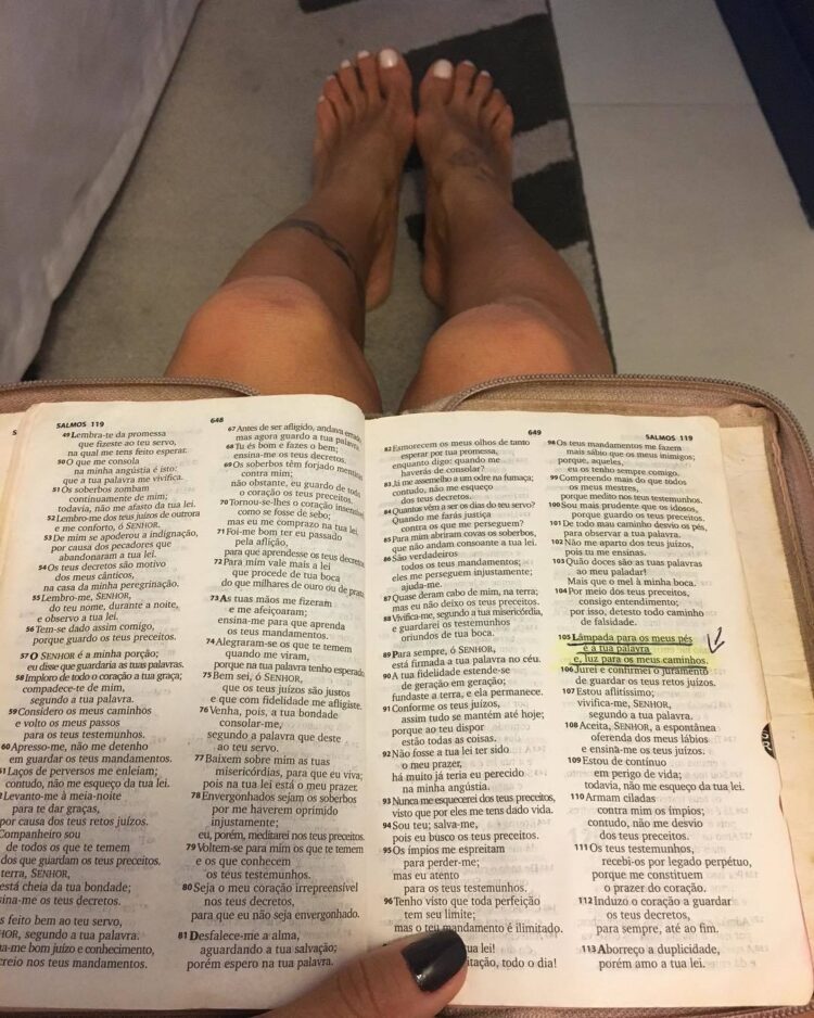 fabiola da silva feet 3