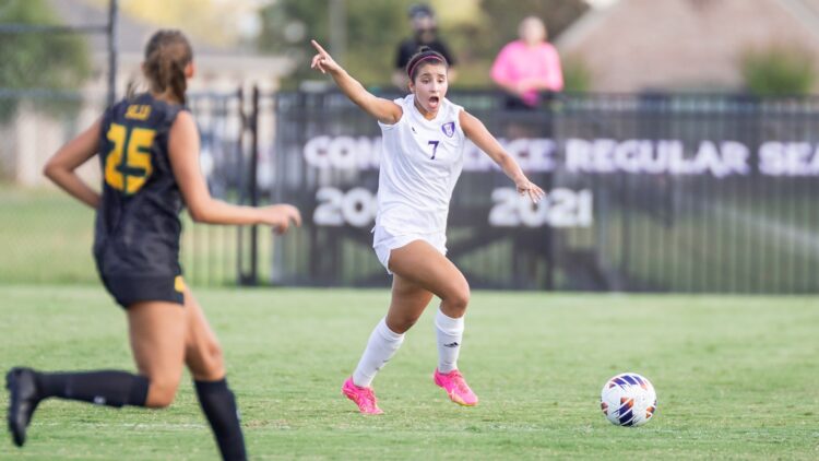 fabrina lopez feet 3