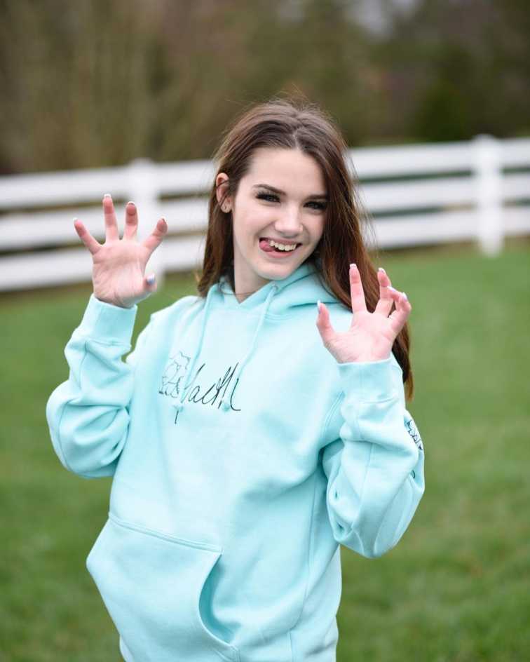 faith moormeier feet 3