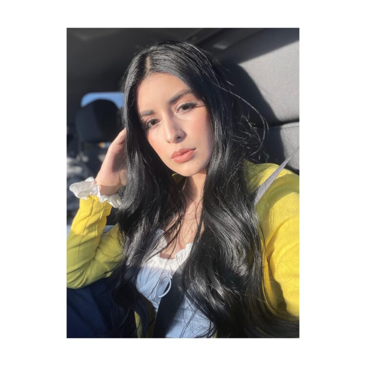 fanny.davalos98 feet 4